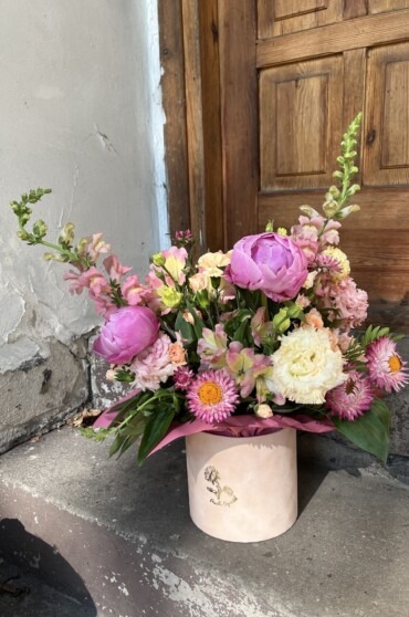 Flower box 8